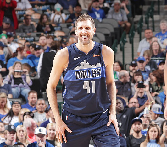 爱游戏全站-关于毕尔巴鄂竞技训练开放日，窗口期篮板制胜引欢呼，欧超杯在即，球队文化再被提及的信息