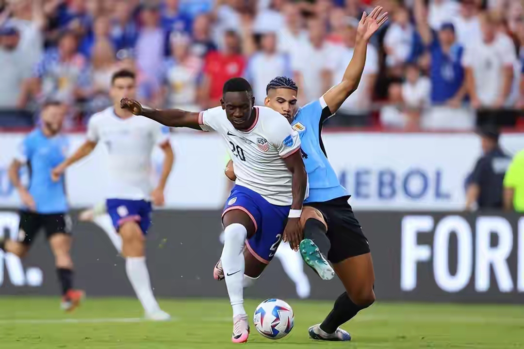 AYX爱游戏中国-德国杯赛程吃紧，AC米兰国际比赛日遗憾出局，管理层满意，轮换策略成焦点的简单介绍