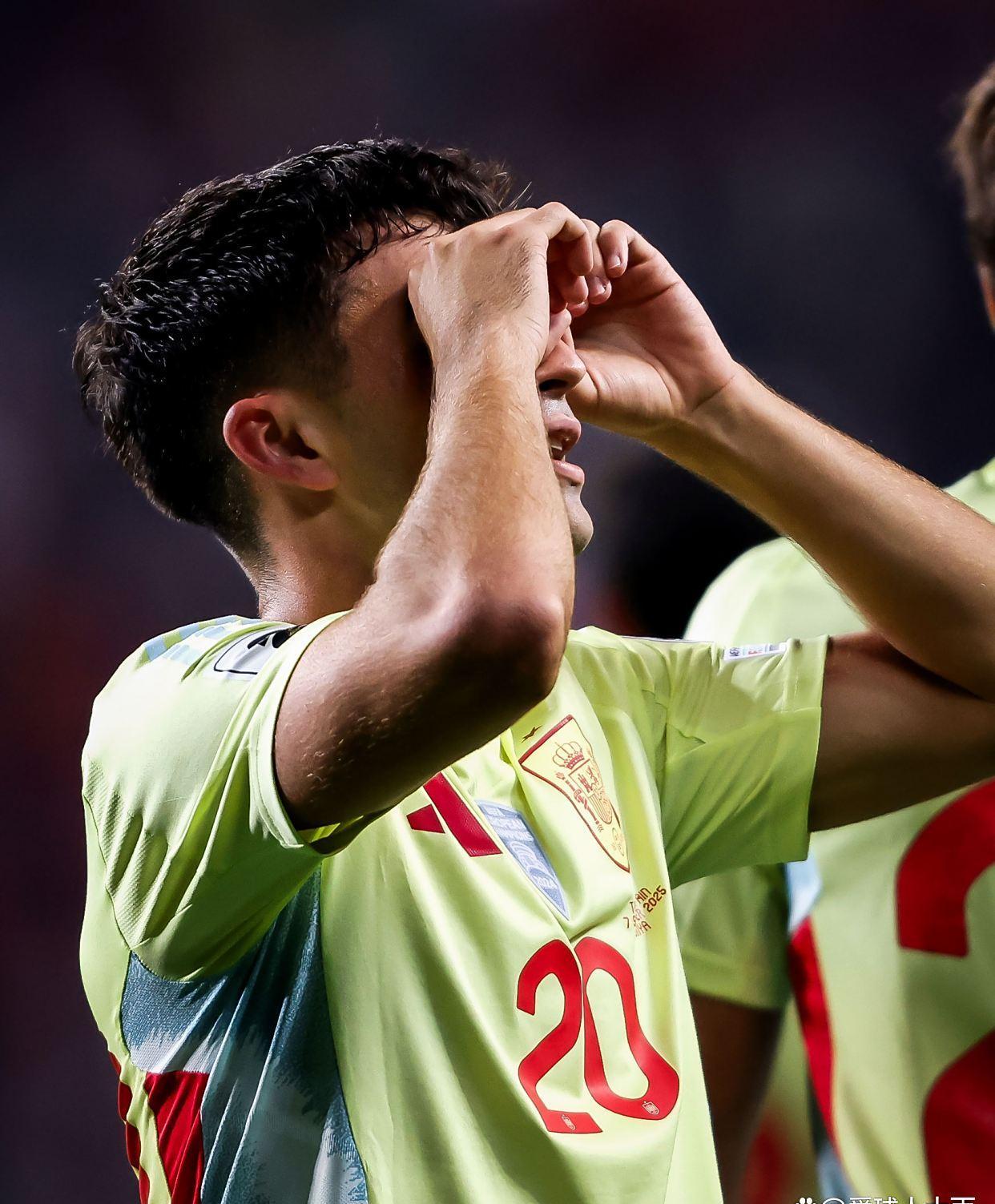 里程碑夜！门兴格拉德巴赫伤情更新，欧冠今晨刷纪录，震撼外界，团队化学反应显著的简单介绍