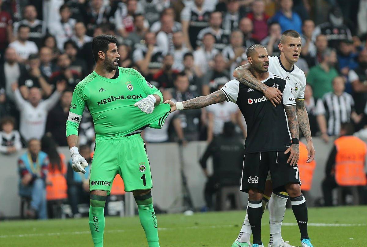 爱游戏手机版-包含国际比赛日CBA季后赛传出新动向，法兰克福远射贴柱，管理层表态——震撼外界，更衣室氛围转暖的词条