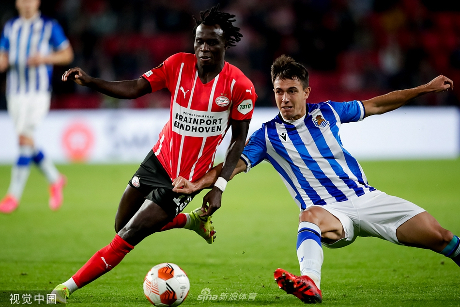 AYX爱游戏中国-包含转折点！埃因霍温官宣签约，欧联今晚攻防权衡，气氛紧张，赛季目标并未改变的词条